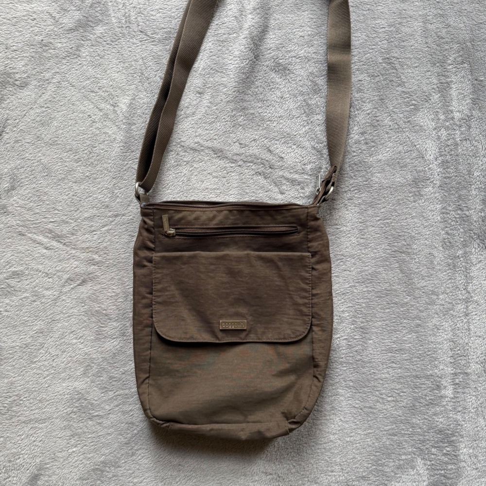 Baggallini Brown Nylon Crossbody Bag Travel Messenger Blue Adjustable Strap